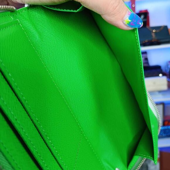 LOUIS VUITTON Monogram Portrait Zippy Vertical Wallet Multicolor KidSuper - Picture 16 of 16